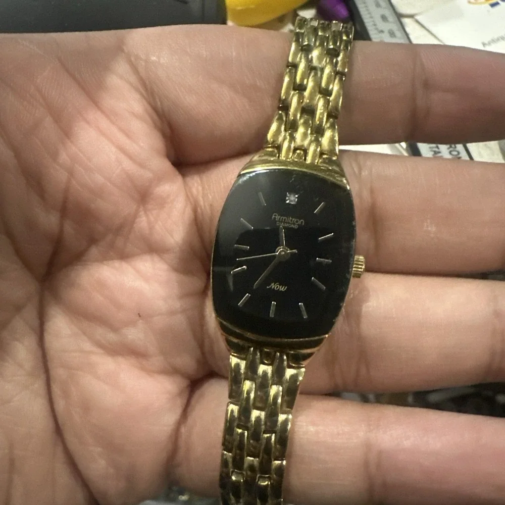 Working Armitron Now Ladies Watch Gold With Black Dial 21mm Fit 7.5in Steel Runs
